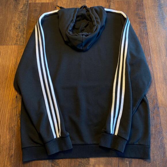 Adidas mens black and white - Picture 3 of 5